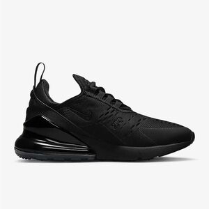 Nike Air Max 270 Womens 8 Triple Black Sneakers